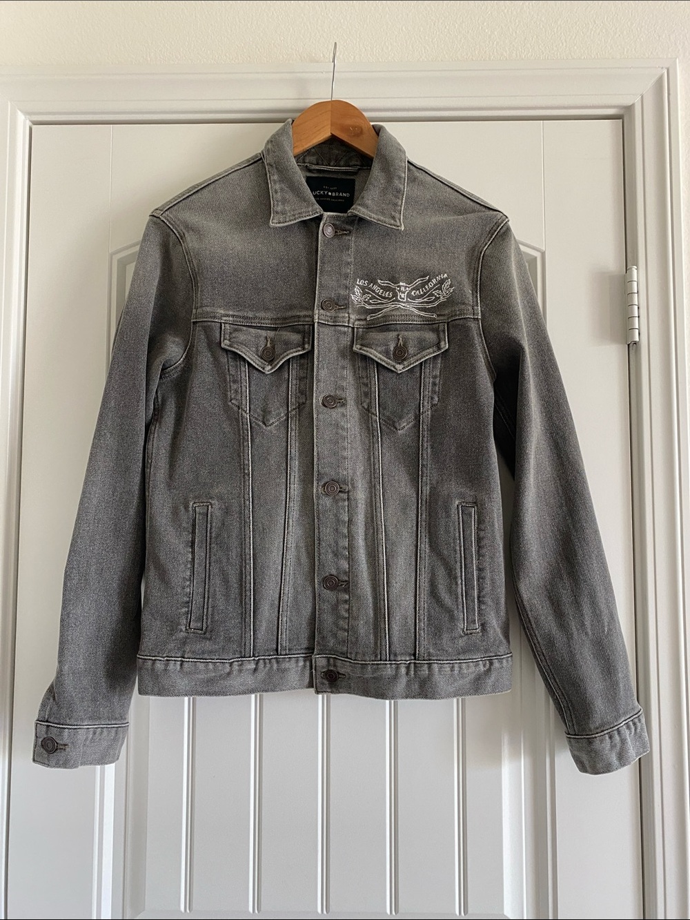 Lucky Brand Men's Gray Washed Denim Jacket with Subtle Crest